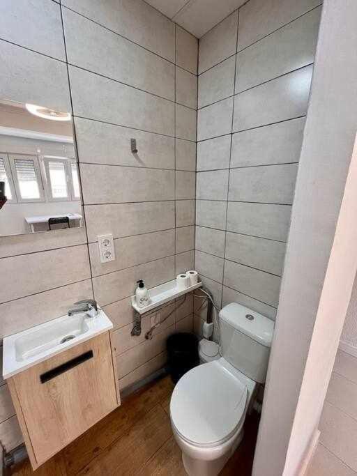 Novelda Centro Habitaciones Con Bano Privado Y Compartido , Cocina Y Terraza Dış mekan fotoğraf